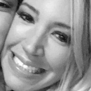 Meet your Posher, Yvette